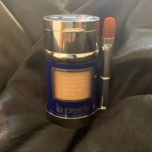 La Prairie Foundation in Soft Ivory